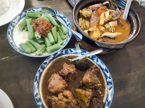  Nyonya Flavours! Unveiling the Secrets of Peranakan Cuisine